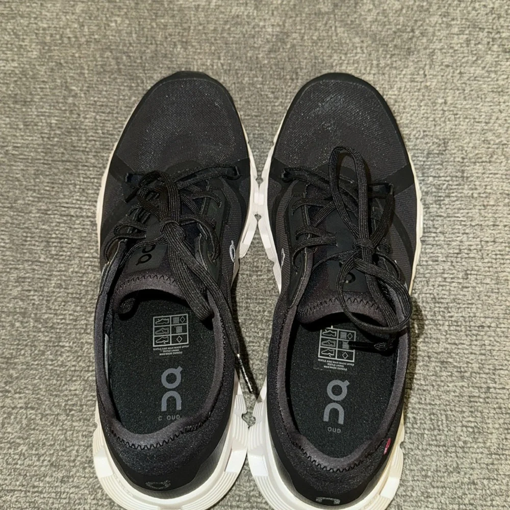 On Running Cloud X 3 A D Shoes